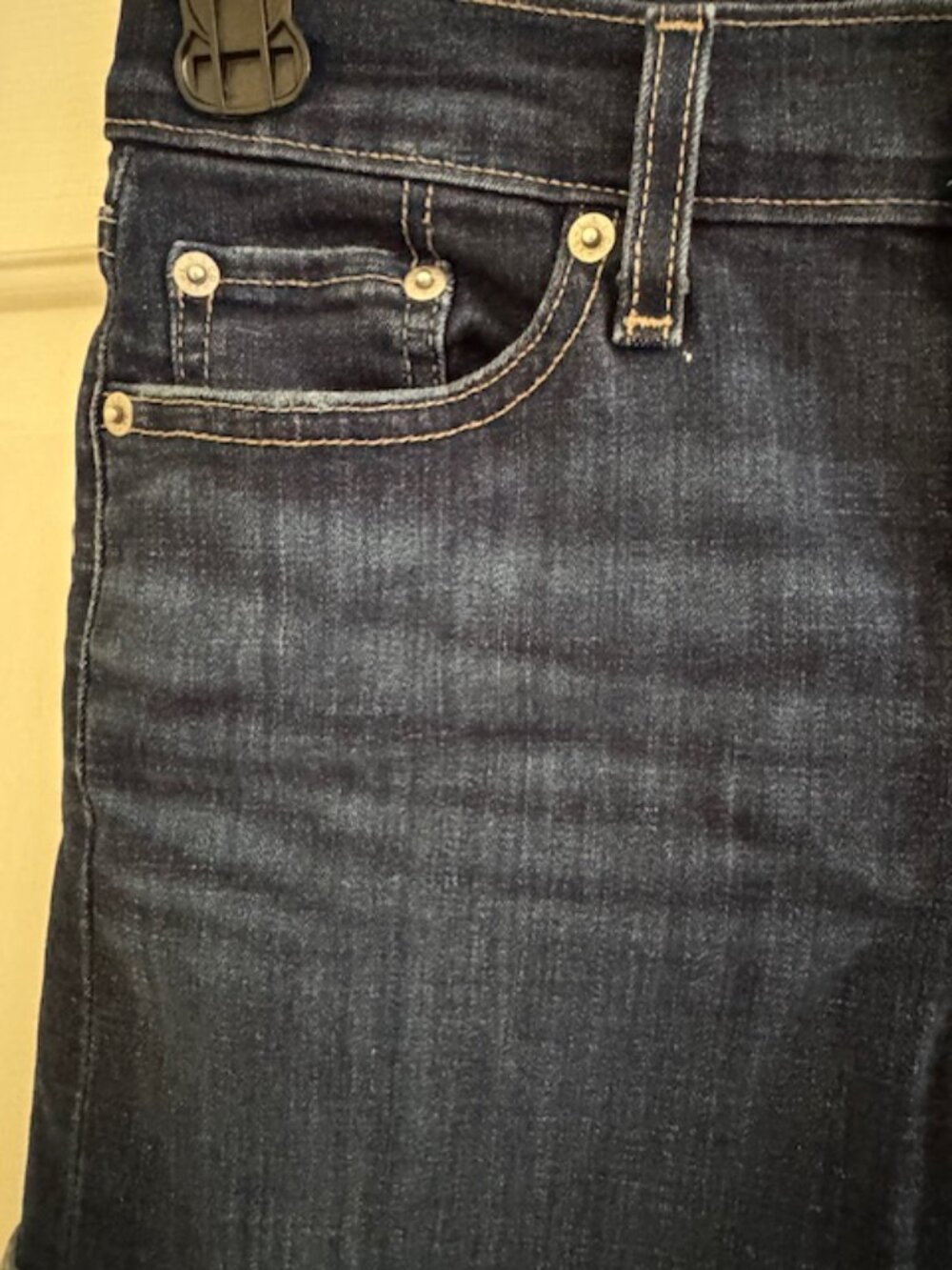 Levi’s Mid-Length Denim Shorts • 26 • Dark Wash • NWOT - Picture 2 of 7
